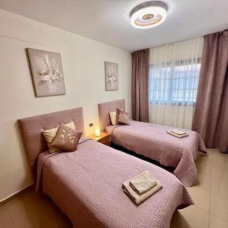 Wonderful With Ocean View! Madronal. Tenerife South! *