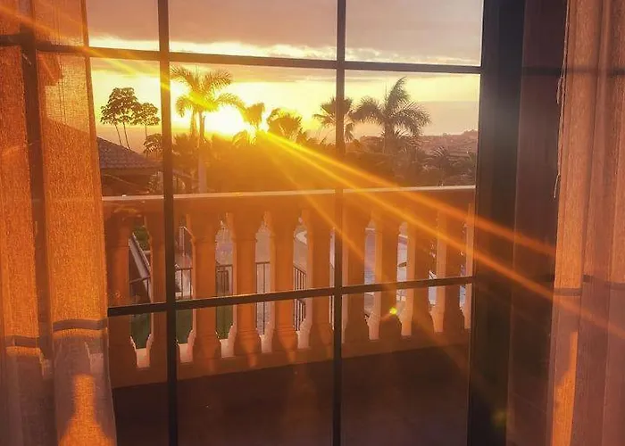 Wonderful With Ocean View! Madronal. Tenerife South! Lägenhet *